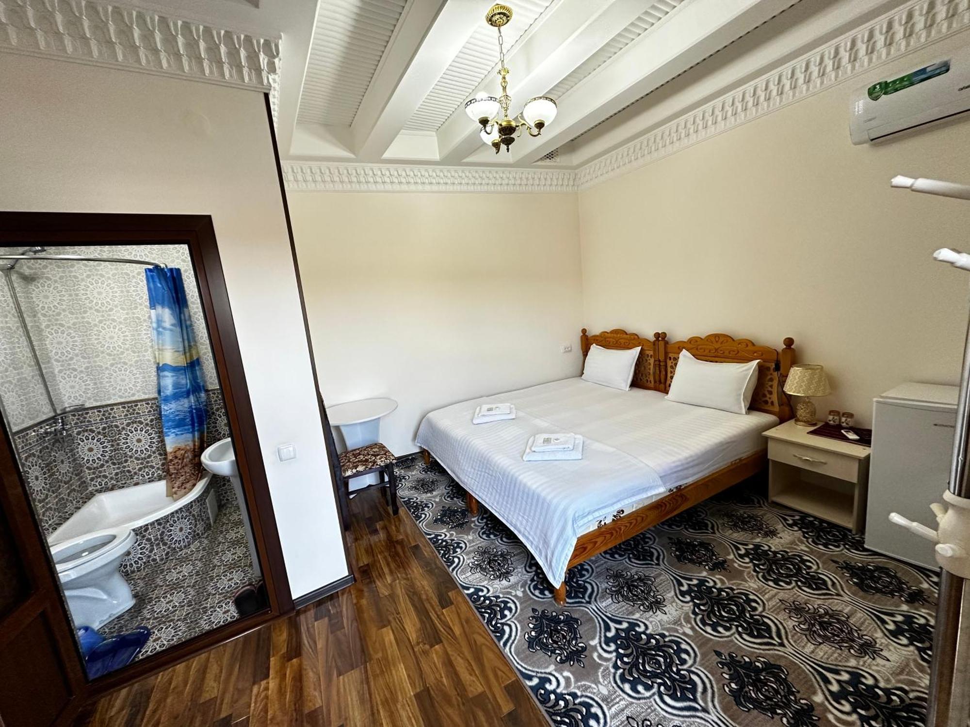 Hotel Mironshox Buchara Exterior foto